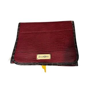 NWOT Samantha Brown Red Crocodile Pattern Travel Bag new and has 3 sections